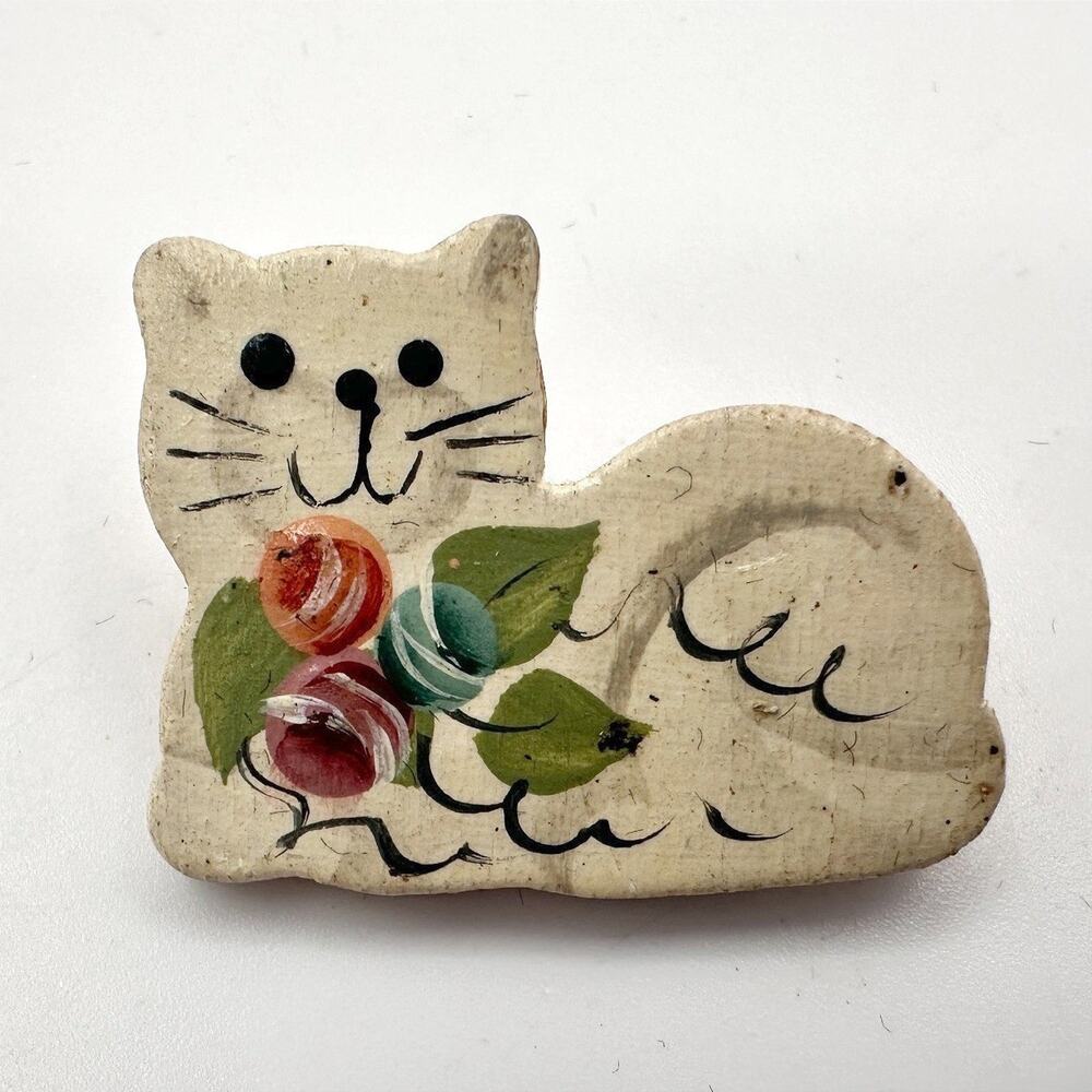Vintage 90s Floral Hand Painted Folk Art Wooden Cat Brooch Pin Classic Jewelry